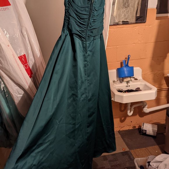 Emerald green strapless dress - Picture 3 of 6